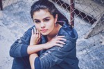 Selena Gomez trầm cảm 5 năm, vì sao không thể dứt?