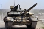 Việt Nam nên nâng cấp xe tăng T-54/55 hay mua mới T-90?