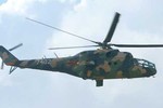 Sờ tận tay “xe tăng bay” Mi-24 của KQND Việt Nam