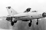 Không thể tin nổi phiên bản MiG-21 hạ cánh như…trực thăng