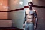 Soi giá chát các hình xăm trên cơ thể Beckham