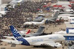 Toàn cảnh hoành tráng của triển lãm hàng không Dubai Air Show