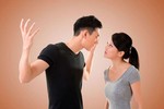 Chồng tệ bạc tuyên bố: “Giải tán đi, tôi lấy vợ khác”