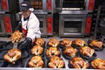 Bí mật phía sau món gà nướng Rotisserie nổi tiếng của Pháp