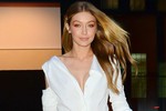 Siêu mẫu Gigi Hadid giữ dáng nhờ ăn kiêng 6 ngày/tuần