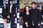 Hyun Bin và Son Ye Jin diện trang phục đồng điệu khiến fan thích mê