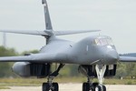 Sức mạnh máy bay ném bom chiến lược tầm xa B-1B Lancer