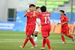 Nữ Việt Nam 5-0 Nữ Hong Kong: Thắng đẹp để vượt khó