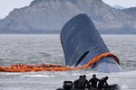 Vụ chìm phà thảm khốc Hàn Quốc: Sewol đã chìm hoàn toàn