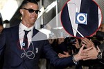 Ngỡ ngàng với món đồ công nghệ “cổ lỗ sĩ” của Cristiano Ronaldo