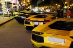 Dàn siêu xe khủng toàn Lamborghini họp mặt ở TPHCM