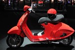  Vespa 946 màu đỏ cực độc duy nhất thế giới