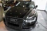 Audi A8L 2014 đèn “ma trận” bất ngờ về Việt Nam