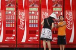 Ông lớn Coca Cola giấu bí mật gì?