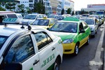 Bao nhiêu hãng taxi bị tài xế vống giá, chém khách?