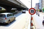 Bộ trưởng Thăng: “Phải tháo hết những biển báo hạn chế tốc độ dưới 40km/h“