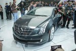 “Mổ xẻ” siêu xe Cadillac chạy điện