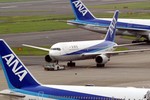 Buồng lái bốc khói, máy bay Boeing 767 hạ cánh khẩn cấp