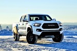 Bán tải “hàng khủng" Toyota Tacoma TRD Pro giá 909 triệu