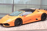 Soi “bò tót” mui trần Huracan Spyder độ giá 7,05 tỷ 