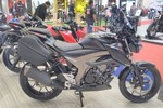 Môtô "phượt” Suzuki GSX-S150 giá 40 triệu đồng