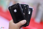 Hàng loạt iPhone 3GS mới tinh về Việt Nam, giá cực “bèo“