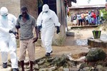 Hai nạn nhân Ebola “đội mồ” sống lại từ cõi chết