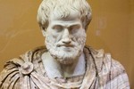 Những điều ít biết về nhà triết học lỗi lạc Aristotle 