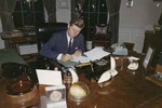 Loạt ảnh đen trắng về cuộc đời cố Tổng thống Kennedy