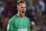 Chuyển nhượng bóng đá mới nhất: Barca dằn mặt M.U nhăm nhe Ter Stegen