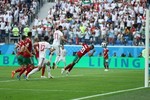 Chơi kiên cường, Iran đánh gục Maroc đầy kịch tính tại World Cup