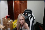 Xem thành quả lần đầu làm streamer của hot girl Xoài Non