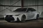 Lexus IS 500 F Sport có gì đặc biệt?