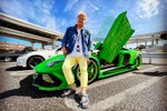 Đại gia phủ pha lê, kim cương kín xe Lamborghini 