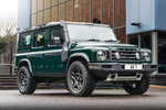 Ineos Grenadier có diện mạo hao hao Land Rover Defender