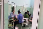 Đại úy công an bị đánh, rơi xuống sông khi bắt cát tặc