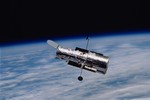 Kính viễn vọng Hubble có thể nổ tung vào những năm 2030, NASA gấp rút làm điều gì? 