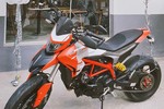 Chiều chồng, bà vợ Hà Tĩnh tặng Ducati Hypermotard 939