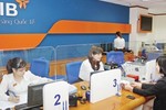 Đang lúc thị giá VIB tăng nóng, vợ Phó Tổng giám đốc VIBank mua vào 3,2 triệu cổ phiếu