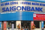 Cổ phiếu SaigonBank rớt giá thảm ngày chào sàn, hai Tổng giám đốc muốn thoái sạch vốn