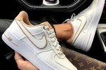 6 đôi giày Nike nhiều màu sắc, sang chảnh chị em săn lùng