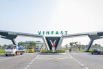 VinFast huy động 5.000 tỷ đồng trái phiếu, Vingroup tái cơ cấu công ty con