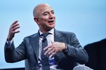 Sở hữu hơn 200 tỷ USD, Jeff Bezos ra quyết định trong cuộc sống và sự nghiệp như thế nào?