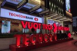 Mirae Asset và VCSC đều điều chỉnh giảm giá mục tiêu của Techcombank