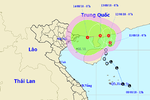 Áp thấp nhiệt đới quét ngang bờ biển Trung Quốc, hướng vào Việt Nam