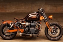 Triumph Bonneville ốp gỗ dành riêng cho các nàng