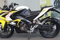 Môtô 200cc giá rẻ Pulsar 200 SS thống lĩnh thị trường Việt