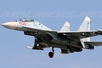 Xem tiêm kích Su-27 bay bảo vệ Trường Sa