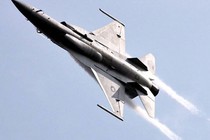 Tiêm kích JF-17 “đón” Thủ tướng TQ 