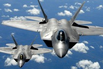 Tại sao phi công Mỹ “ghét” F-22, thích F-35?